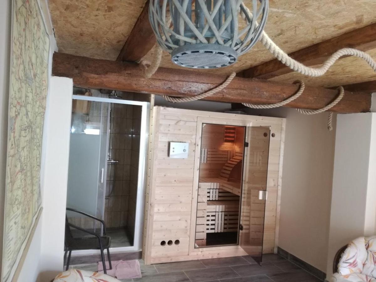 Gospodarstwo Agroturystyczne Z Basenem & Spa I Alpakami Ełk Exterior foto